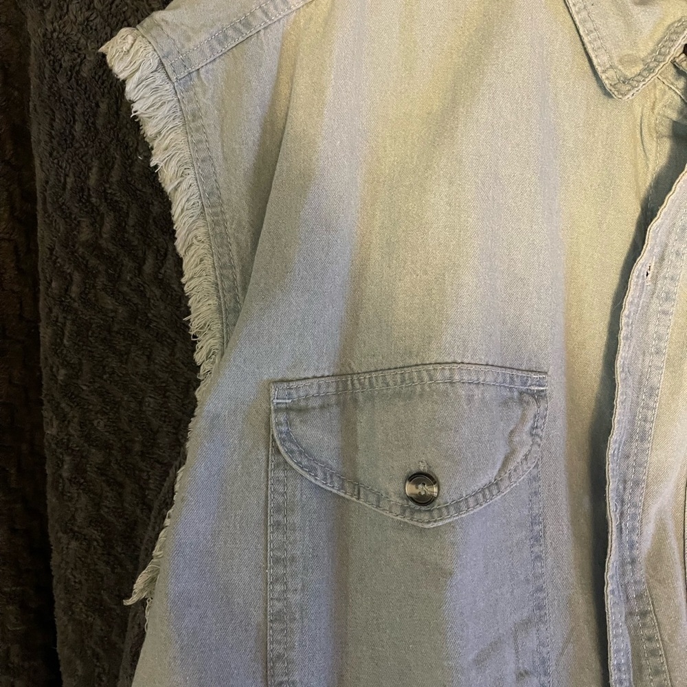 BIKERSEDGE 2010 OCTOBERFEST BIKEWEEK SLEEVELESS BUTTON-DOWN in XXL Vintage - Picture 11 of 17